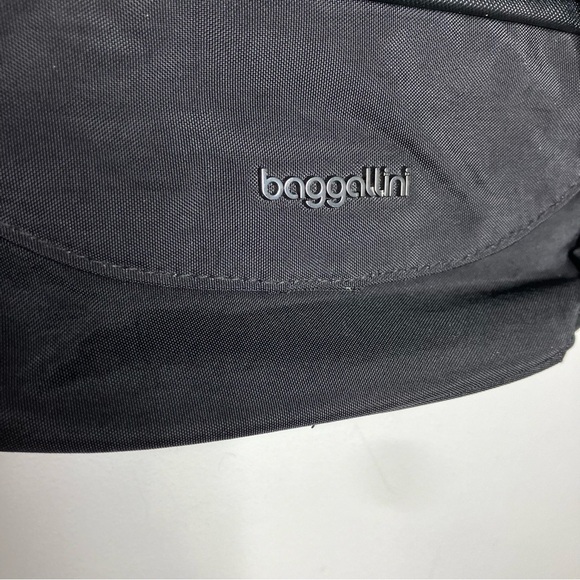 Baggalini pocket crossbody 2.0 black new with tags - Picture 7 of 9
